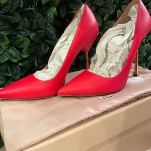 Prada Rosa Pumps